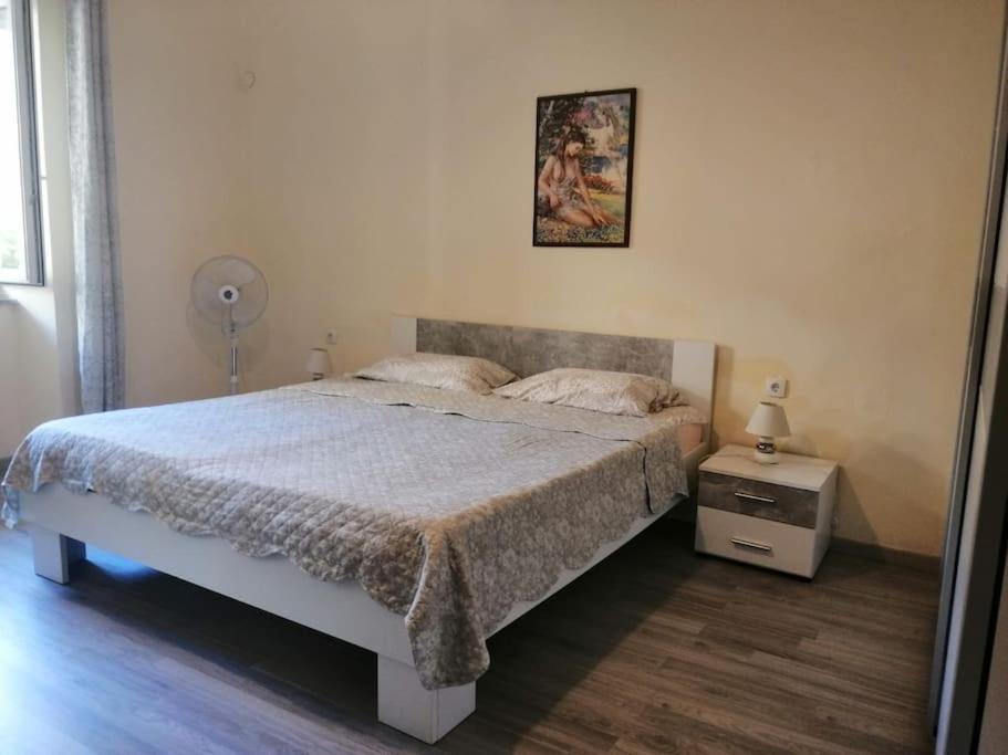 Apartment Micaela Pula Luaran gambar